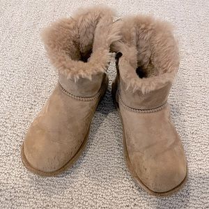 Ugg Mini Bailey Bow boots